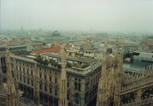 Around_the_Duomo