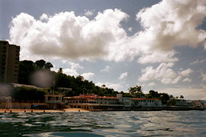 Doctors Cave Beach