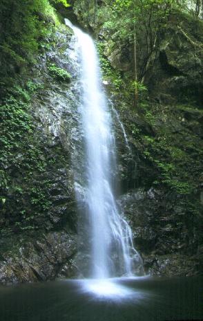 Hossawa no taki waterfall